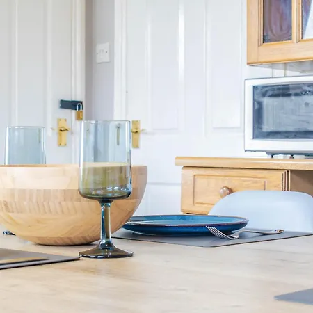 Appartement Spacious 3-bed House In Near & Centre With Free Parking & Wifi York