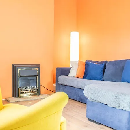 Spacious 3-bed House In Near & Centre With Free Parking & Wifi York