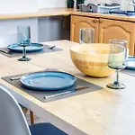 Appartement Spacious 3-bed House In Near & Centre With Free Parking & Wifi