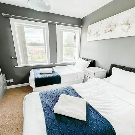 Lejlighed Spacious 3-bed House In Near & Centre With Free Parking & Wifi York