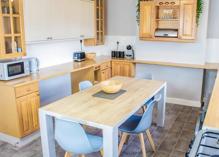 Appartement 3 Bed House - Free Parking - 10 Minutes To Centre - Perfect For Families, Contractors And Relocators - Long Rates Available York